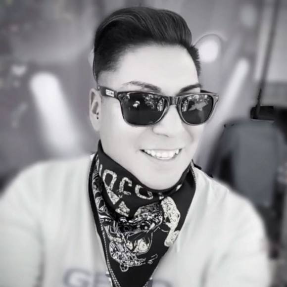 Meet your Posher, Cody - Picture 1 of 1